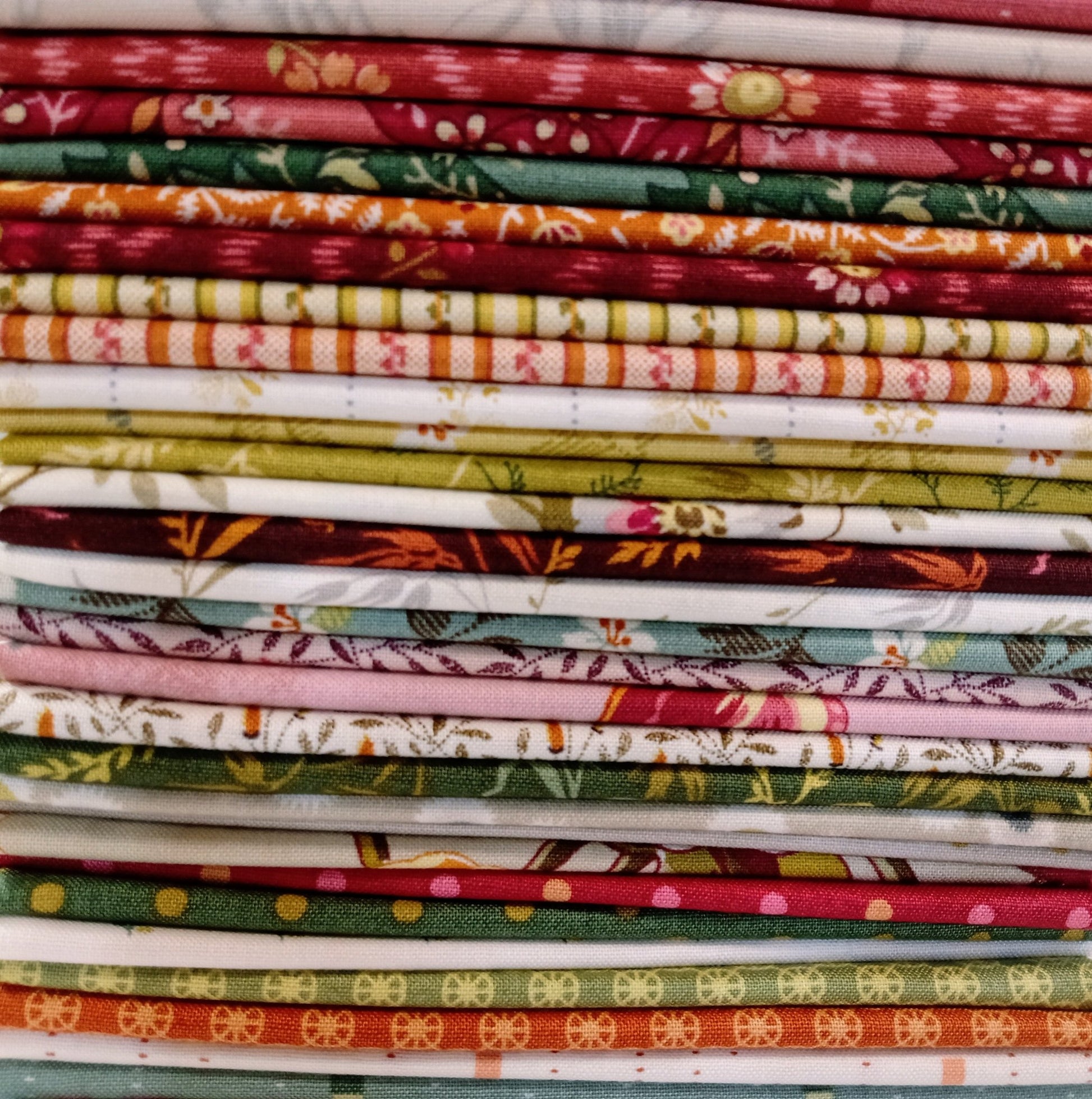 Lady Tulip - Fat Quarter (32) - Licence To Quilt